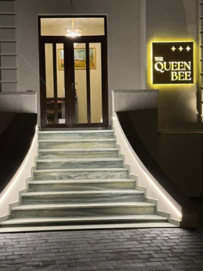 The Queen Bee - premium apartments